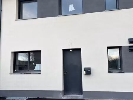 maison 3 chambres disponible le 1 février