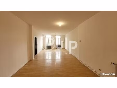 appartement 3 pièces 84 m²