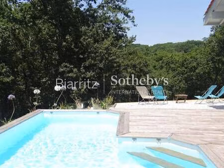 maison de luxe à vendre à arcangues : 1 100 000 € | 154m²