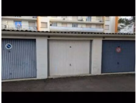 location garage (assas) montpellier