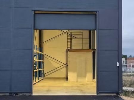 local de stockage 50m2