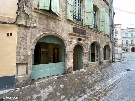 echoppe emplacement n°1 – pézenas vielle-ville