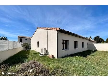villa 4 pièces 80 m²