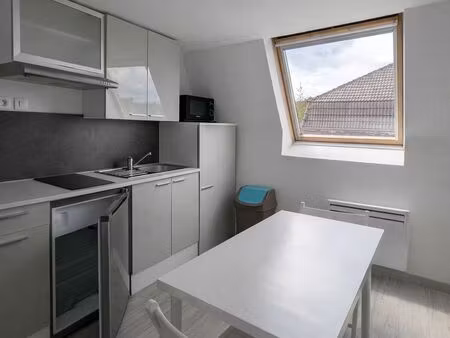 studio meublé 17m² – centre-ville de douai – lumineux et rénové