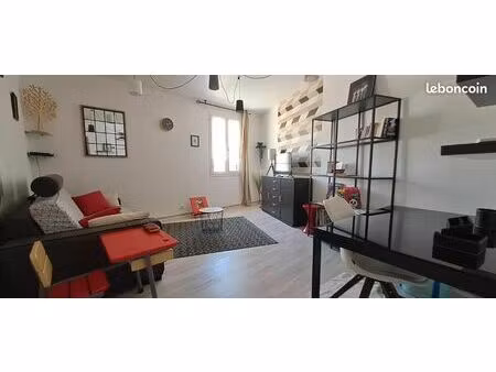 jolie maison de ville