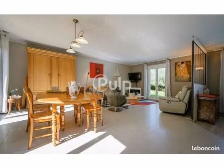 immeuble 185 m² roost warendin