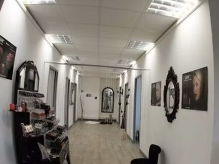 a vendre institut de beauté