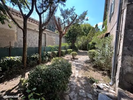 maison 6 pièces 202 m²