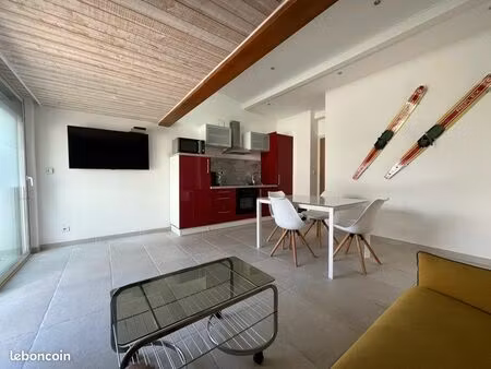 location curiste ou de octobre à début mai