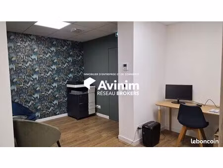 bureaux 50 m² castries