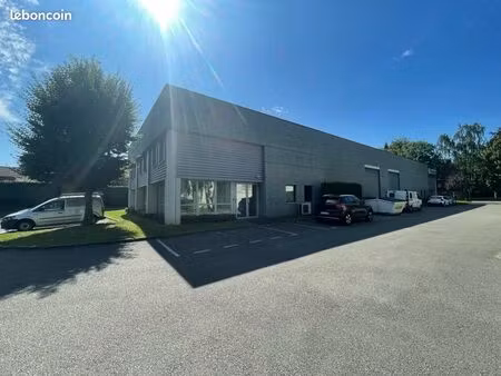 local industriel 467 m²