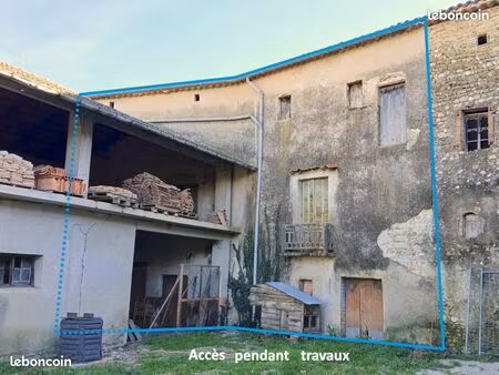 grande maison de village à rénover