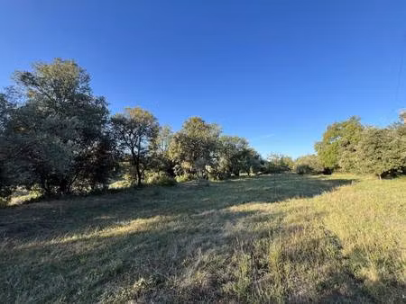 terrain constructible viabilisé à vendre