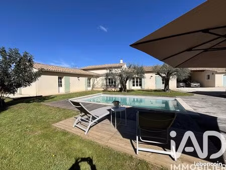 villa 6 pièces 197 m²