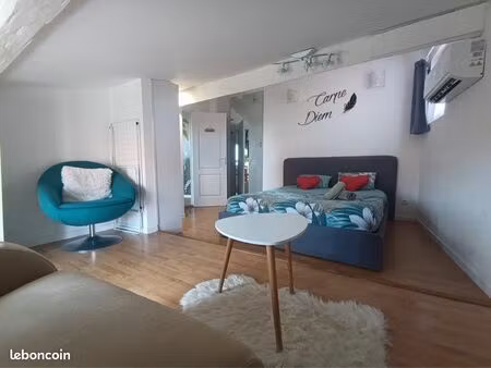 charmant t2 meublé frontignan