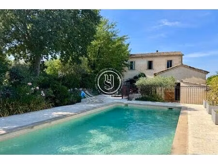 proche - propriété au charme fou