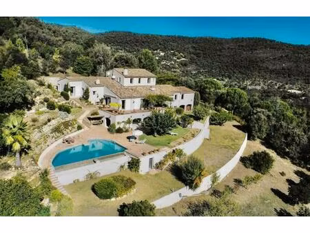 propriete nid d'aigle panoramique