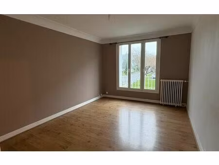 location appartement  m² t-4 à brest  650 €