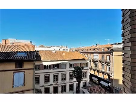 location appartement  m² t-2 à toulouse  938 €
