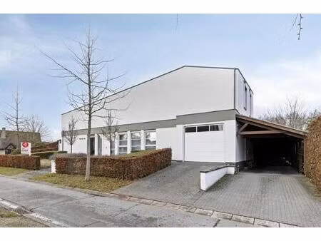 exclusieve woonst te koop op rustige ligging in sint-michiels