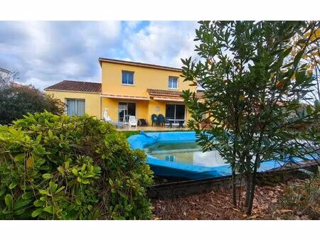 maison chauché m² t-5 à vendre  352 120 €