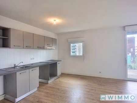 appartement t3 lumineux avec grand balcon de 12m²