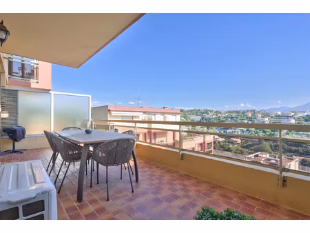 nice ouest fabron : spacieux t3 70m2 sejour 41m2 terrasse 20