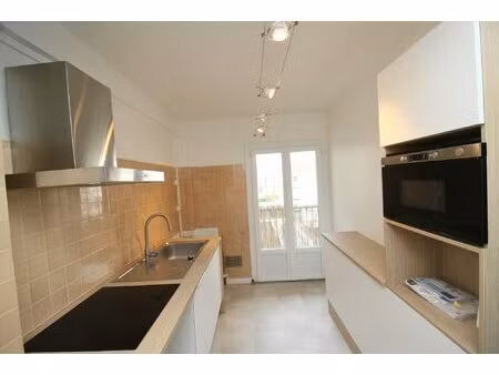 t3 avec parking et balcons