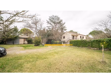 ancone  maison avec deux logements  hangar  grand terrain co