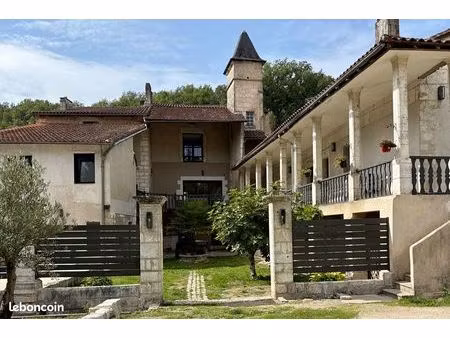 propriété 20 pièces 405 m²