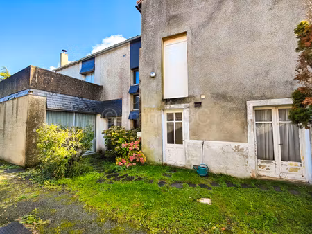 grande maison à rafraîchir