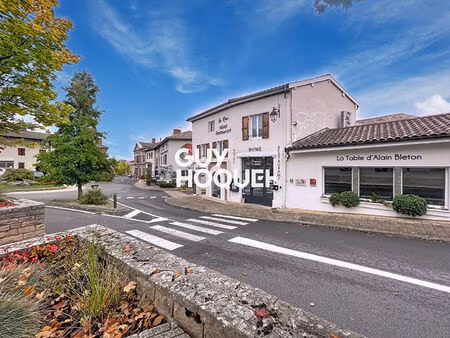 maison de village  115m²  3 chambres  proche des commodités - 69840 julienas