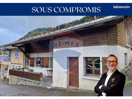 maison de village 4 pièces 85 m²