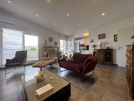 33300 bordeaux - centre - 4 pièces- traversant est ouest - 3 ch