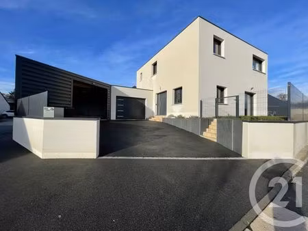maison à vendre - 5 pièces - 217 79 m2 - chateau gontier - 53 - pays-de-loire