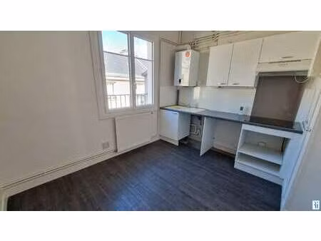 location appartement 3 pièces à rouen (76000) : à louer 3 pièces / 72m² rouen