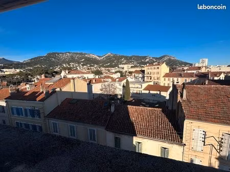 2 pièces à louer climatisé