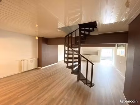 triplex au centre historique de delle