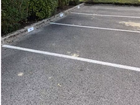 place de parking ambilly