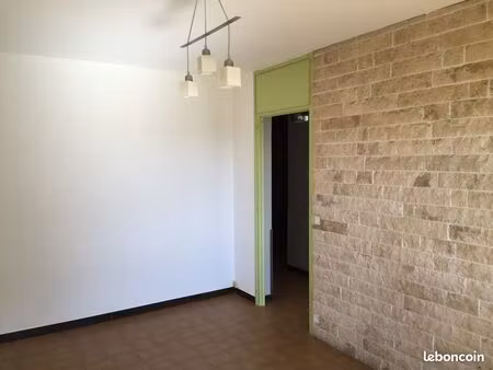 f2 42 m2 douane mon idée charge comprise