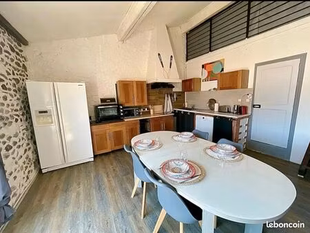 apparemment f1 meublé