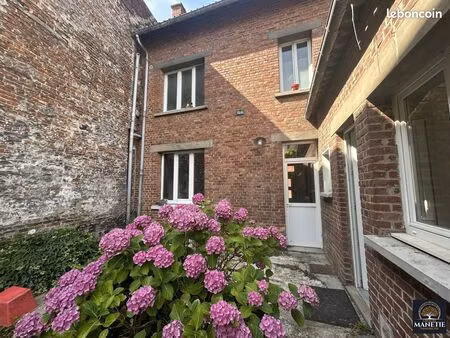 maison 6 pièces 140 m²
