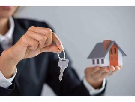 vente garage et parking à quimper (29000) : à vendre / quimper