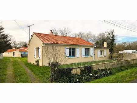 vente maison à notre-dame-de-riez (85270) : à vendre / 82m² notre-dame-de-riez