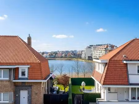 appartement spacieux avec vue sur le lac zegemeer  situé ...