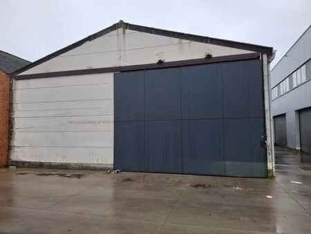 magazijn te huur 650 m² beschikbare ruimte