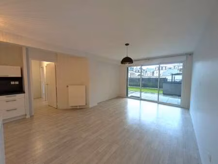 location appartement 3 pièces à fougères (35300) : à louer 3 pièces / 65m² fougères