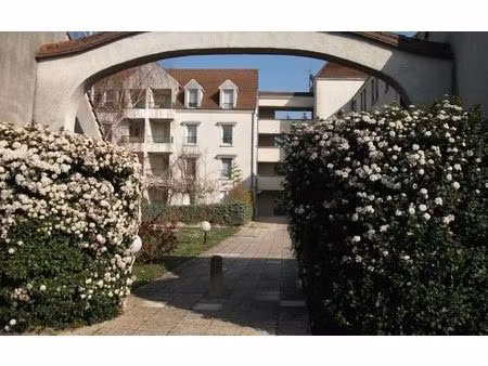 location appartement  m² t-3 à meaux  868 €