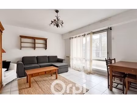 location appartement  71.95 m² t-3 à nantes  1 000 €