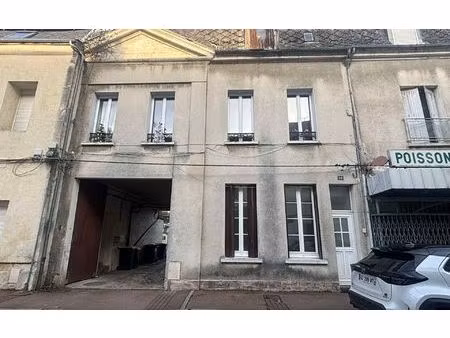 immeuble la fère m² t-2 à vendre  99 900 €